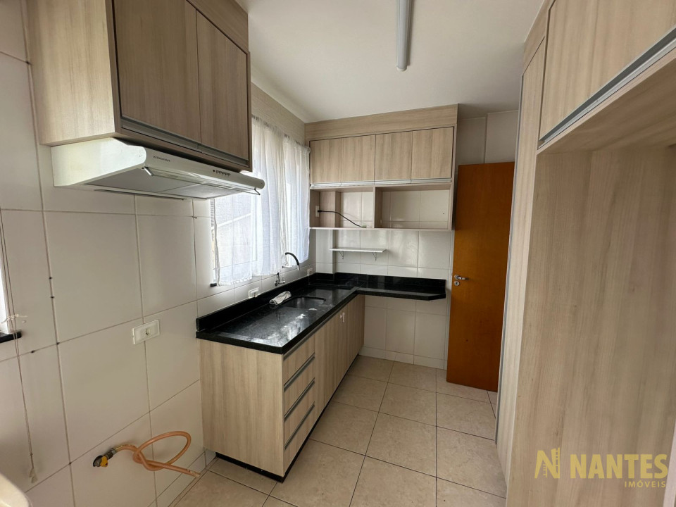 Apartamento para locação no Ed. New Brooklin Residence, Jardim Higienopólis - Londrina PR