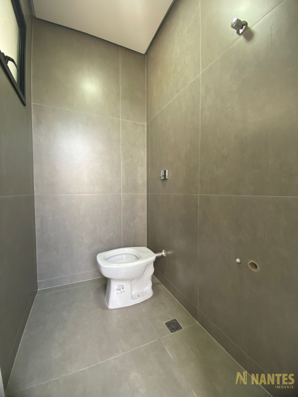 Casa com 3 suítes à venda Condomínio Parque Tauá Aranguá, 194 m² R$ 1.630.000, - Abussafe - Londrina/PR