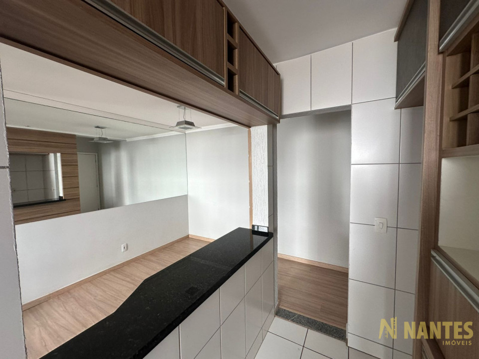 Apartamento com 3 dormitórios para venda e locação no Jardim Morumbi - Londrina/PR