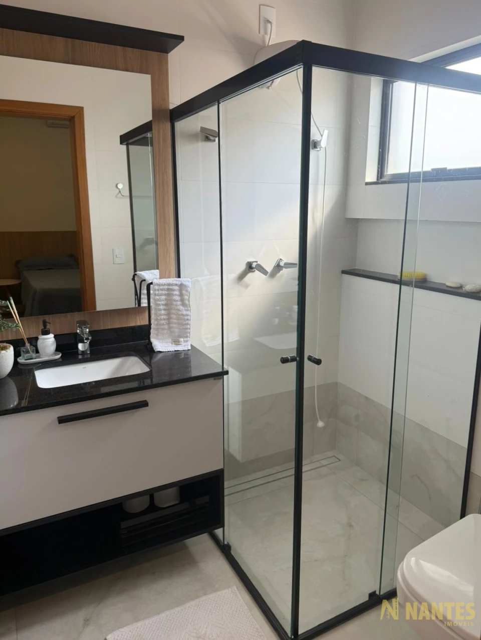 Casa com 3 suítes à venda Parque Tauá Aranguá - 232 m² R$ 1.890.000, - Abussafe - Londrina/PR.