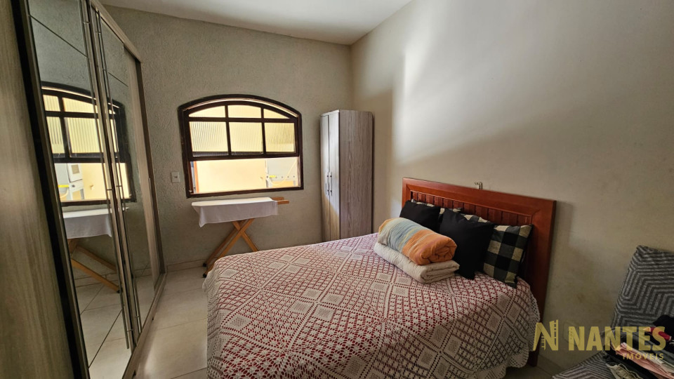 Casa á venda no Residencial Quadra Norte, 250 m²  com 3 suítes, na Zona Norte em Londrina/Pr.