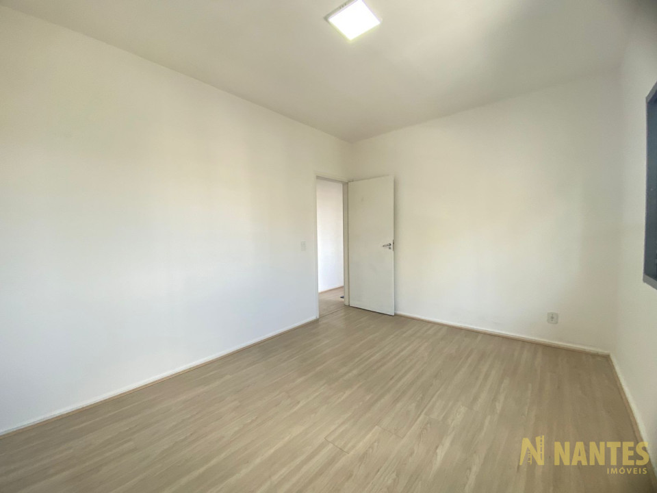 Casa à venda com 4 dormitórios, 260 m² R$ 1.200.000, Boa Vista - Londrina/PR