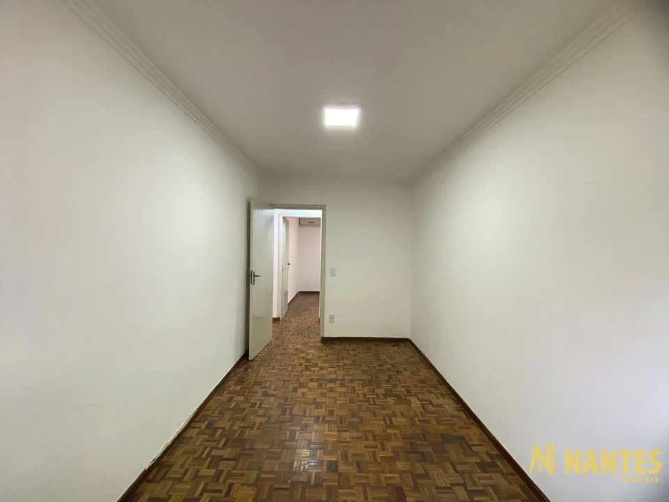 Imagens do imóveis Casa de esquina à venda Rua Jardinópolis - 250 m²  R$ 770.000, - Jardim Alvorada - Londrina/PR.