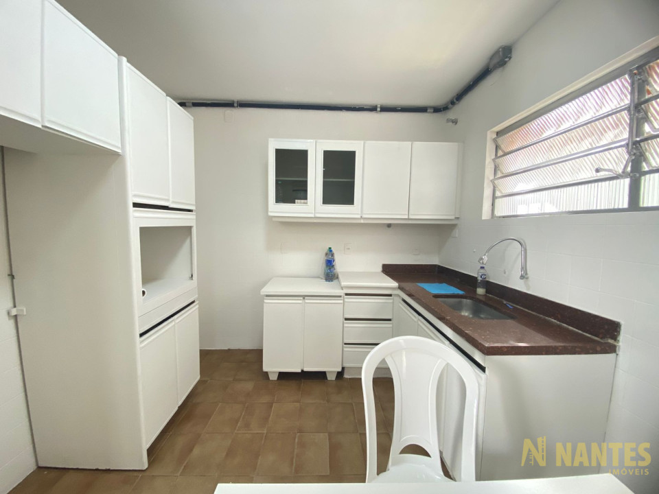 Casa à venda com 4 dormitórios, 260 m² R$ 1.200.000, Boa Vista - Londrina/PR