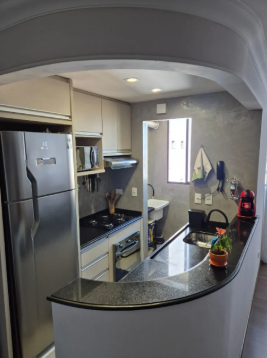 Apartamento duplex com terraço privativo no Condomínio Poeta Mário Romagnolli, Centro - Londrina PR