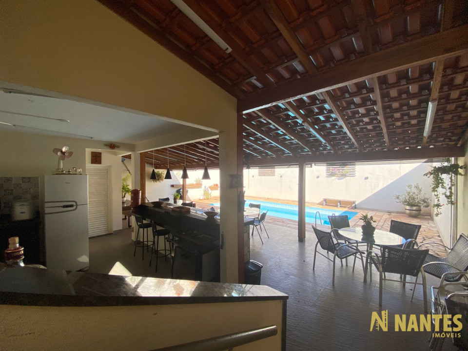 Casa à venda com 4 dormitórios, 200 m² R$ 1.090.000, - Jardim San Fernando - Londrina/PR