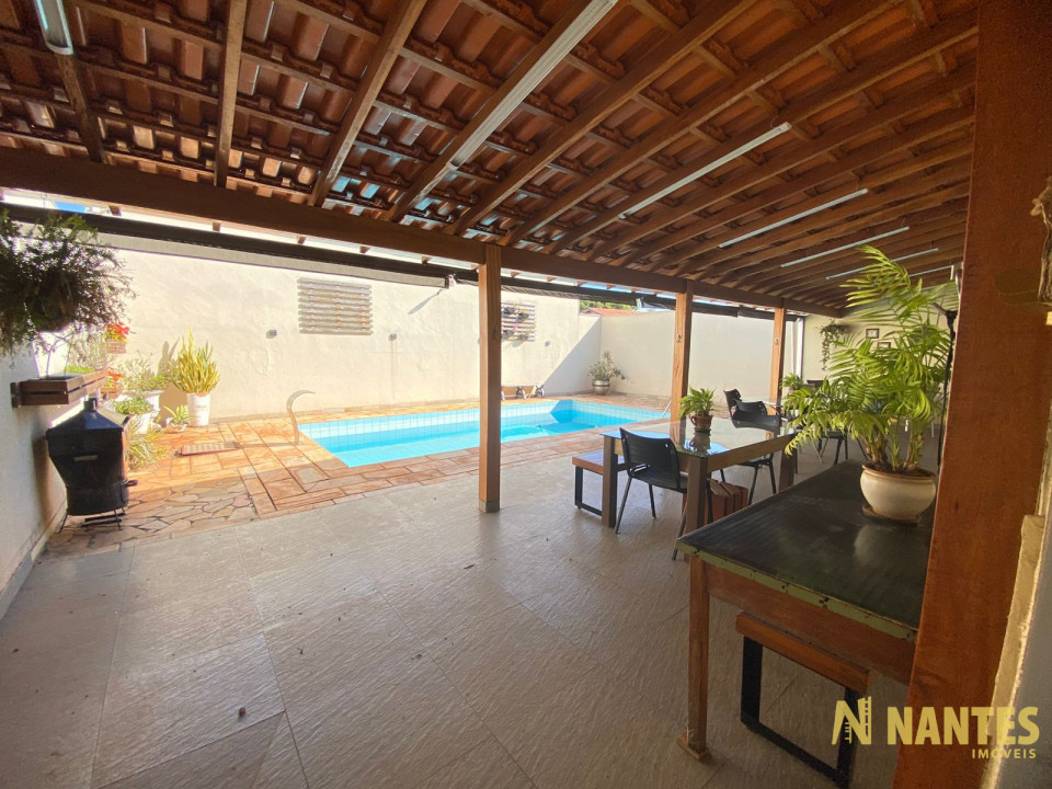Casa à venda com 4 dormitórios, 200 m² R$ 1.090.000, - Jardim San Fernando - Londrina/PR