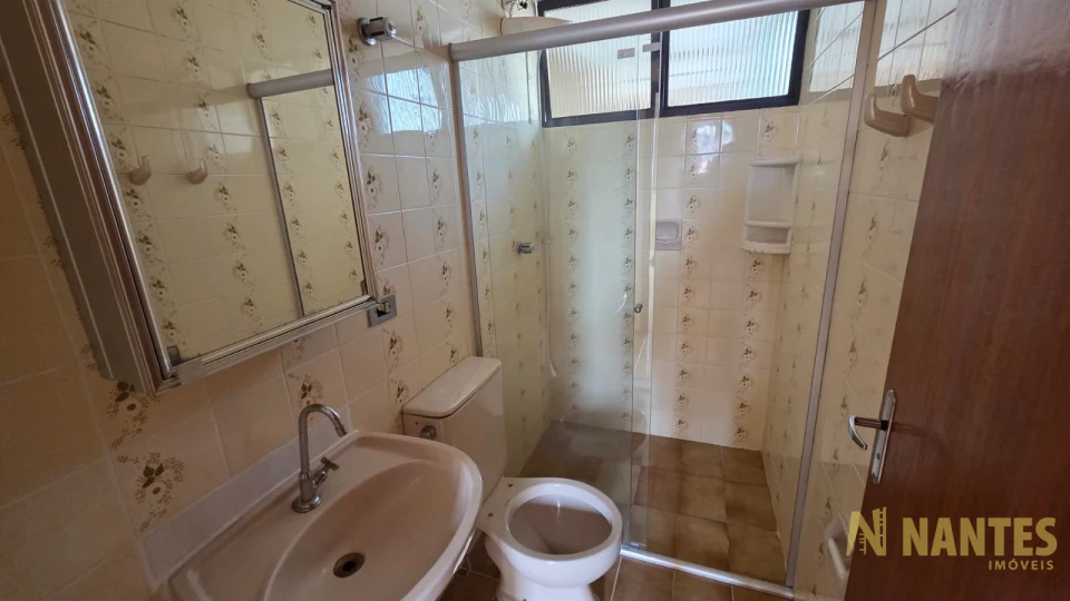Imagens do imóveis Apartamento a venda no Antares, 3 quartos por R$ 258.00 na Av. São João em Londrina/Pr,