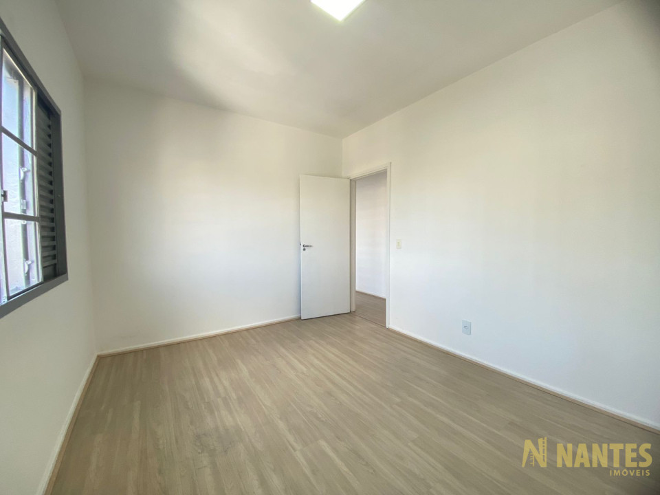 Casa à venda com 4 dormitórios, 260 m² R$ 1.200.000, Boa Vista - Londrina/PR