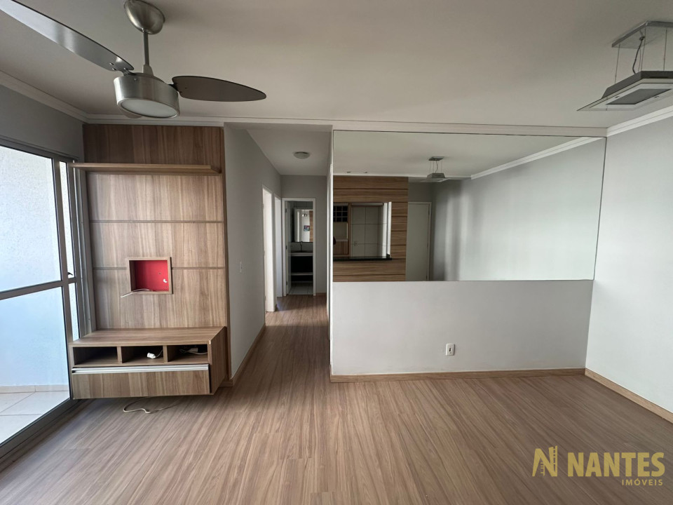Apartamento com 3 dormitórios para venda e locação no Jardim Morumbi - Londrina/PR