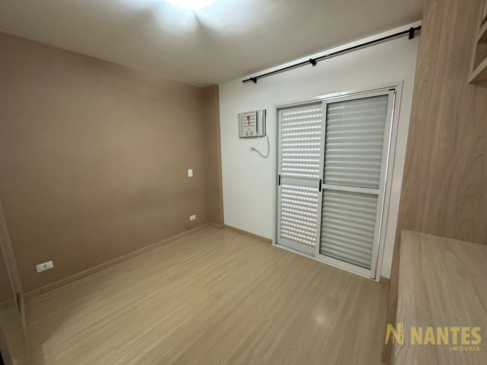 Apartamento para locação no Ed. New Brooklin Residence, Jardim Higienopólis - Londrina PR