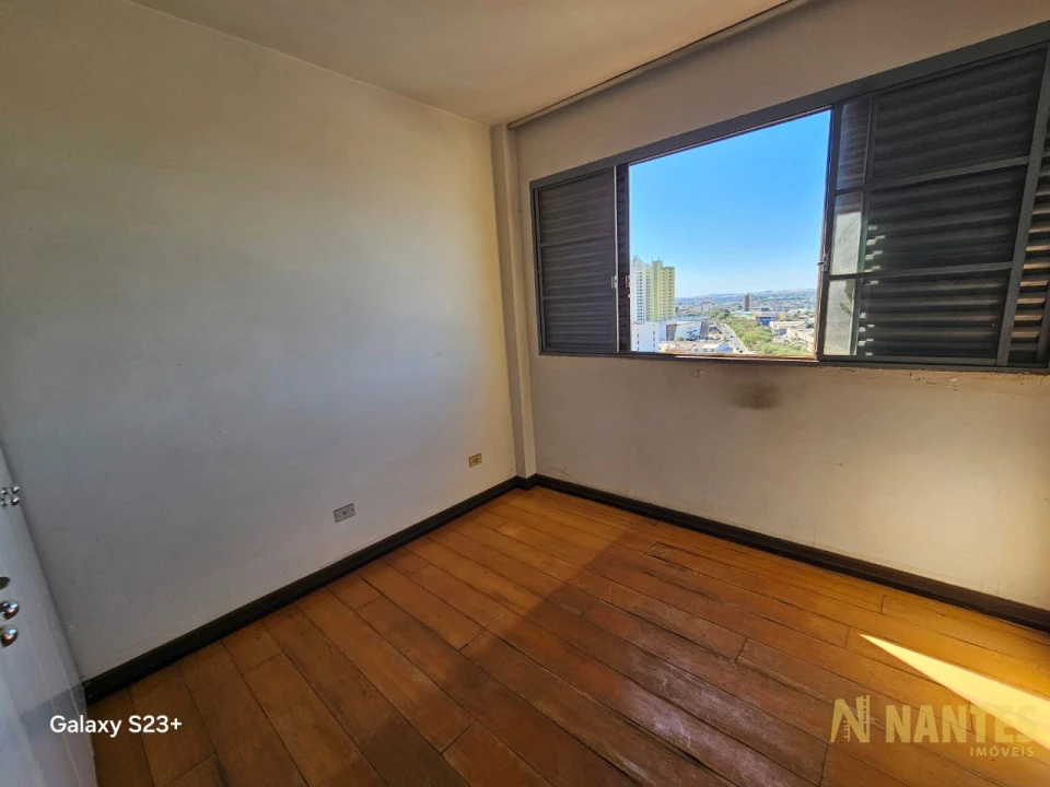 Imagens do imóveis Apartamento a venda no Edifício Lilian,  3 quartos, 107 m² privativos por R$ 349.000 no Centro Londrina/Pr.
