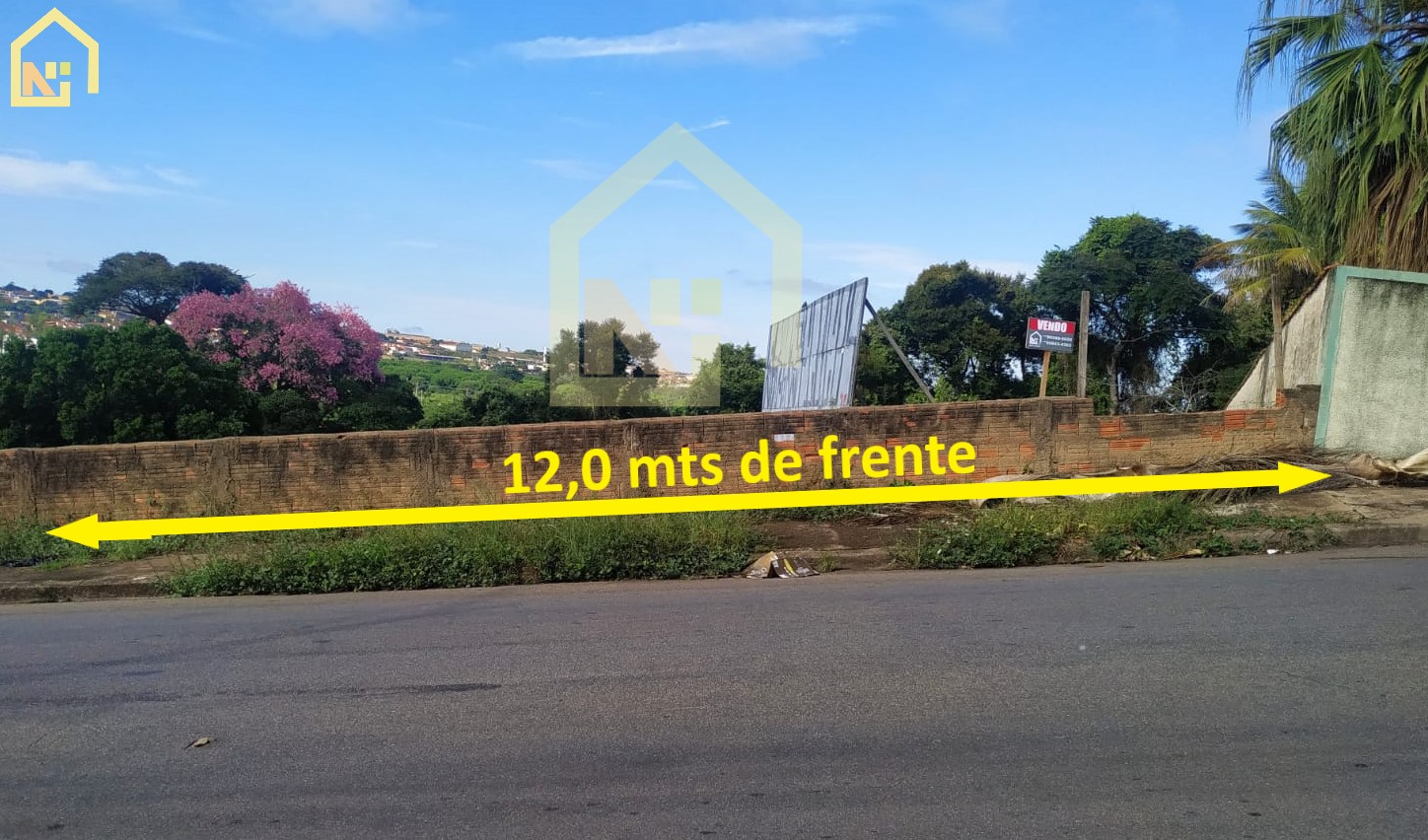 Imagens do imóveis Terreno (Em rua) à Venda, 759m² - Bairro Jardim Fortaleza em Vargem Grande do Sul
