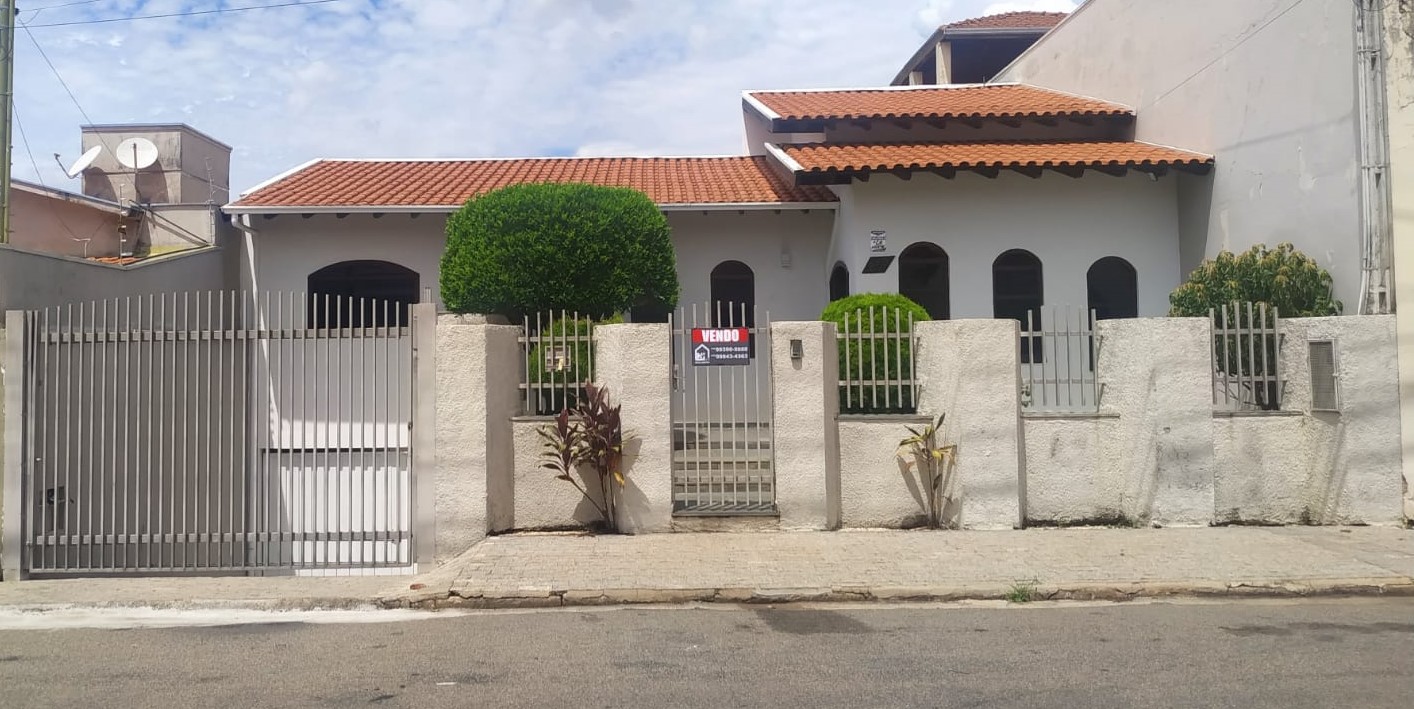 Imagens do imóveis Casa (Padrão), com 2 quartos e 2 banheiros à Venda, 360 m² em Vargem Grande do Sul/SP