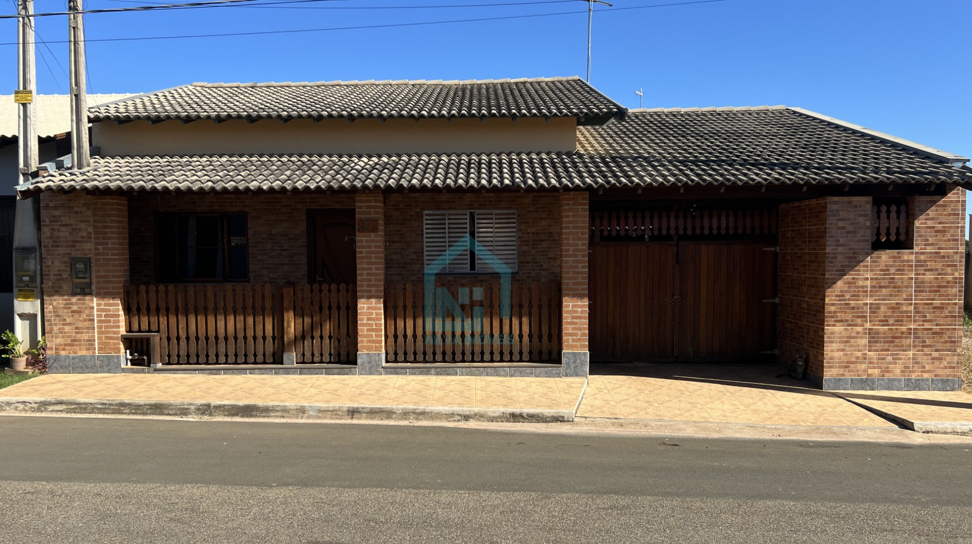 Imagens do imóveis Casa (Padrão), com 3 quartos e 2 banheiros à Venda, 250 m² em Vargem Grande do Sul/SP