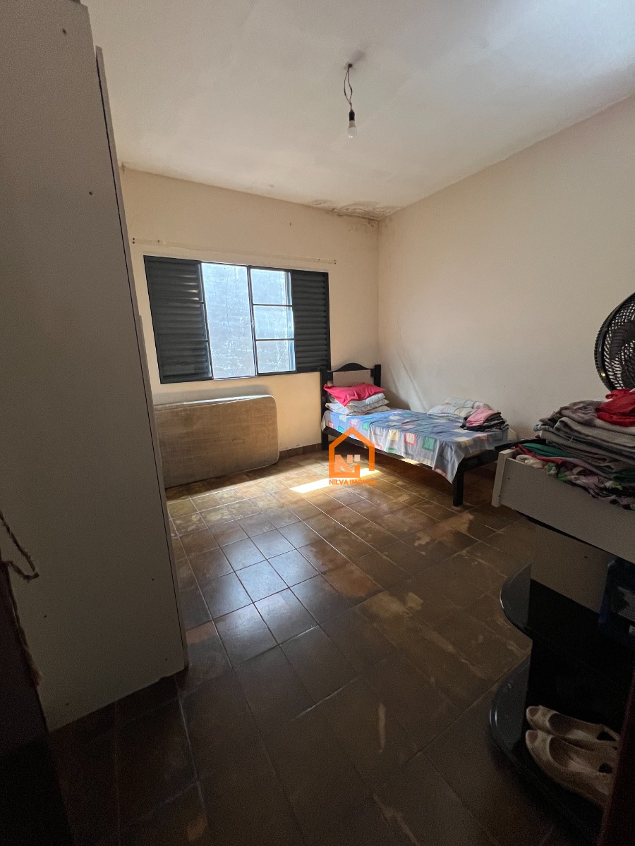 Imagens do imóveis Casa (Padrão), com 3 quartos e 2 banheiros à Venda, 259 m² em Vargem Grande do Sul/SP