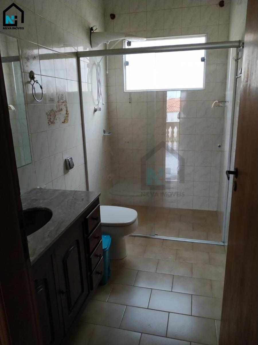 Imagens do imóveis Casa (Padrão), com 3 quartos e 3 banheiros à Venda, 710 m² em Vargem Grande do Sul/SP