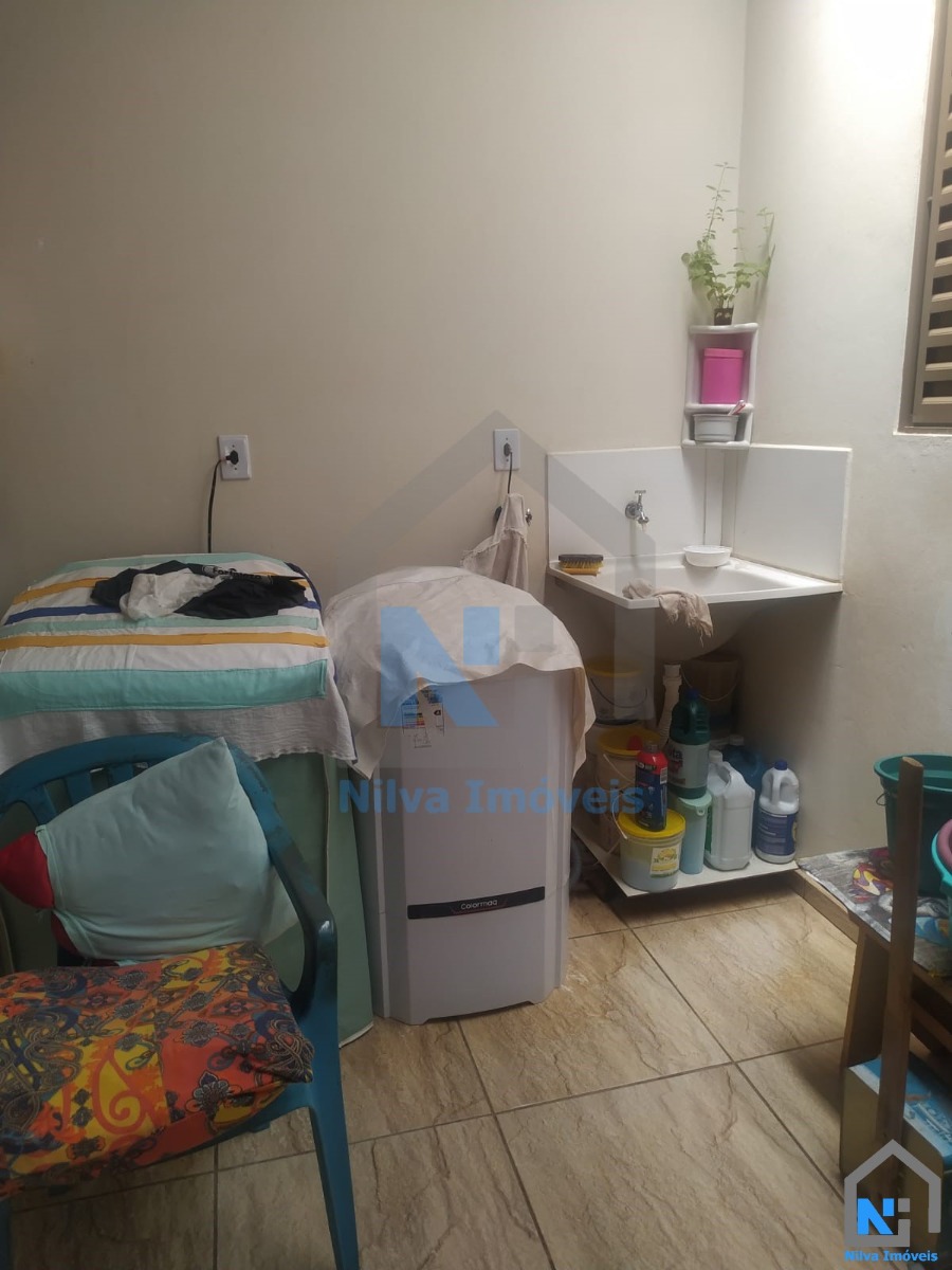 Imagens do imóveis Casa (Padrão), com 2 quartos e 1 banheiros à Venda, 180 m² em Vargem Grande do Sul/SP
