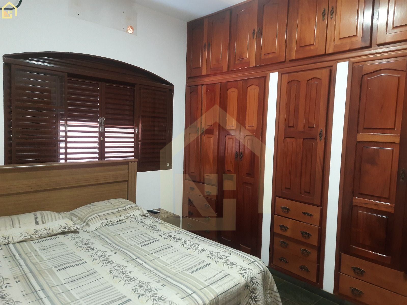 Imagens do imóveis Casa (Padrão), com 2 quartos e 2 banheiros à Venda, 140 m² em Vargem Grande do Sul/SP