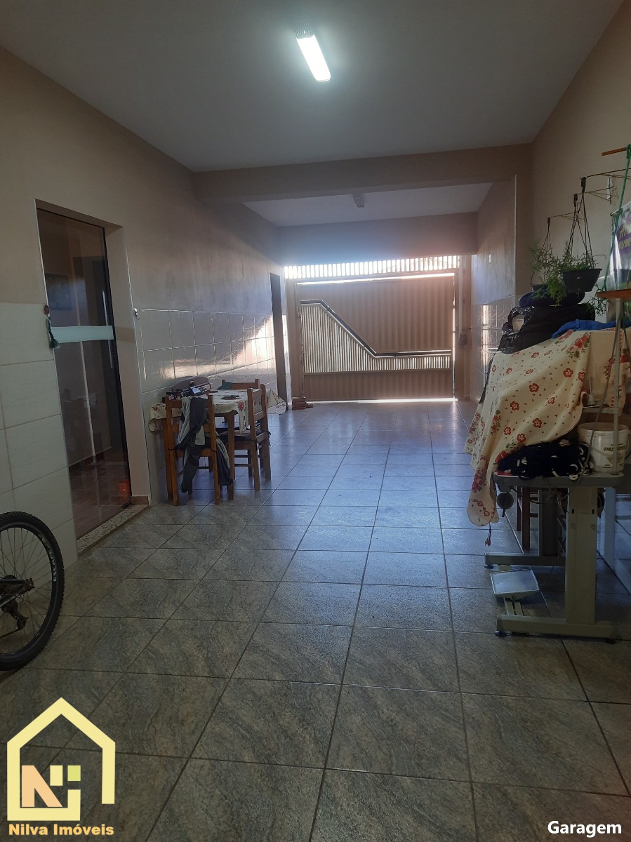 Imagens do imóveis Casa (Padrão), com 3 quartos e 3 banheiros à Venda, 190 m² em Vargem Grande do Sul/SP