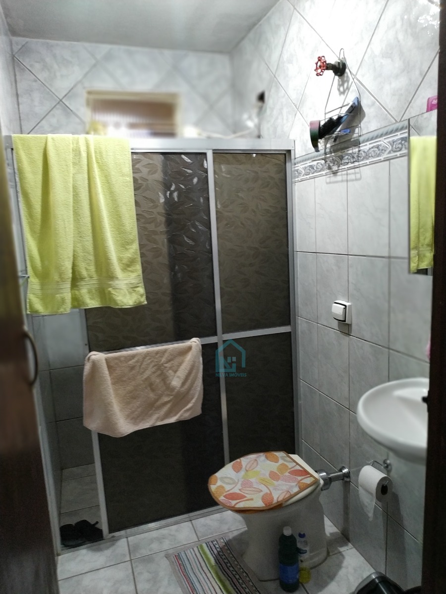 Imagens do imóveis Casa (Padrão), com 2 quartos e 1 banheiros à Venda, 180 m² em Vargem Grande do Sul/SP