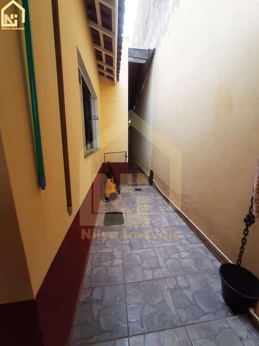 Imagens do imóveis Casa (Padrão), com 2 quartos e 1 banheiros à Venda, 236 m² em Vargem Grande do Sul/SP