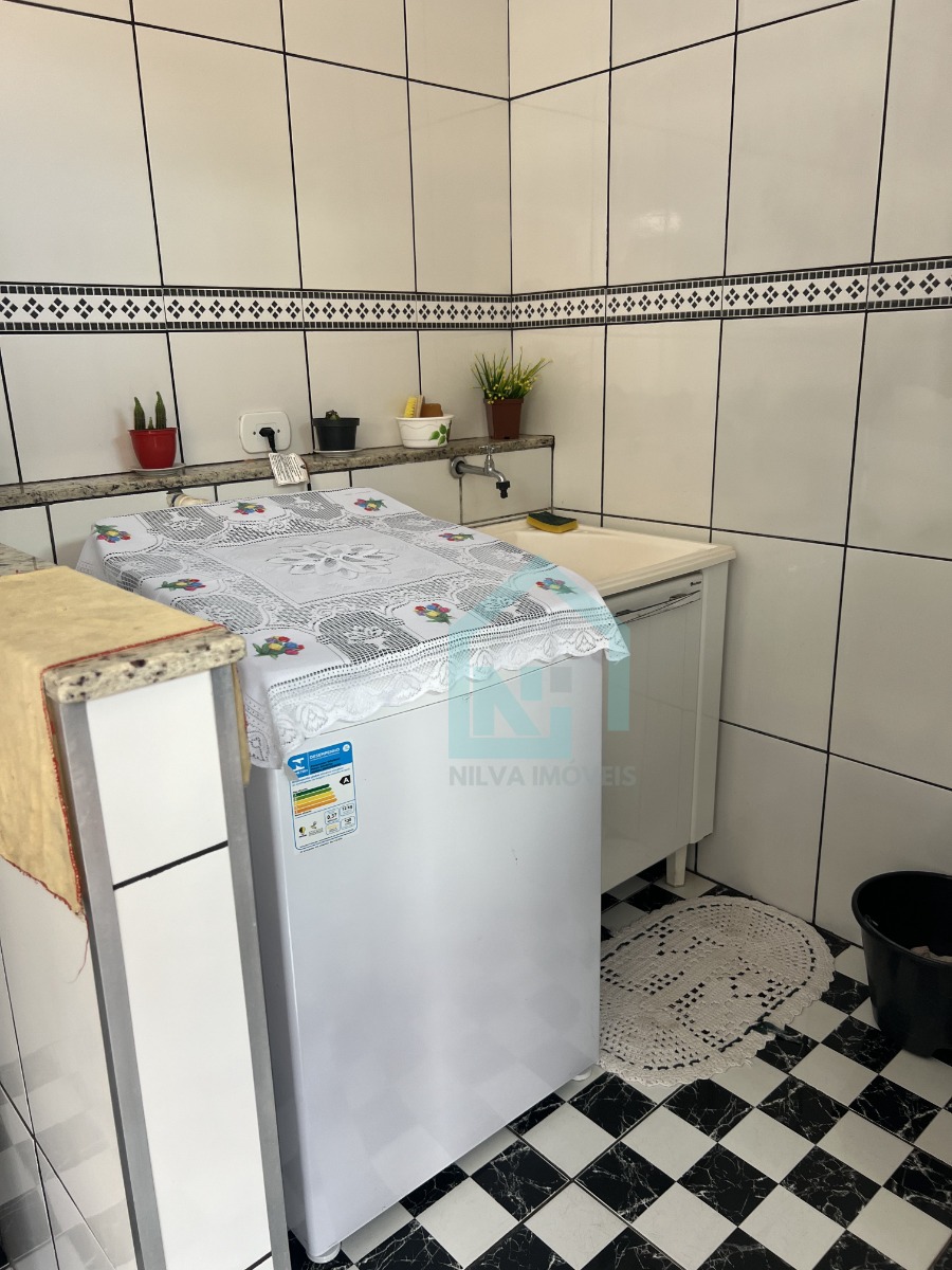 Imagens do imóveis Casa (Padrão), com 2 quartos e 3 banheiros à Venda, 250 m² em Vargem Grande do Sul/SP