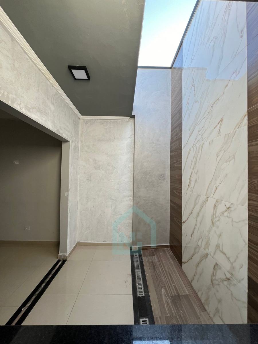 Imagens do imóveis Casa (Padrão), com 2 quartos e 3 banheiros à Venda, 160 m² em Vargem Grande do Sul/SP