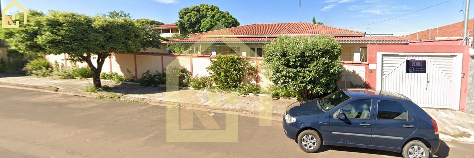Imagens do imóveis Casa (Padrão), com 2 quartos e 4 banheiros à Venda, 240 m² em Vargem Grande do Sul/SP