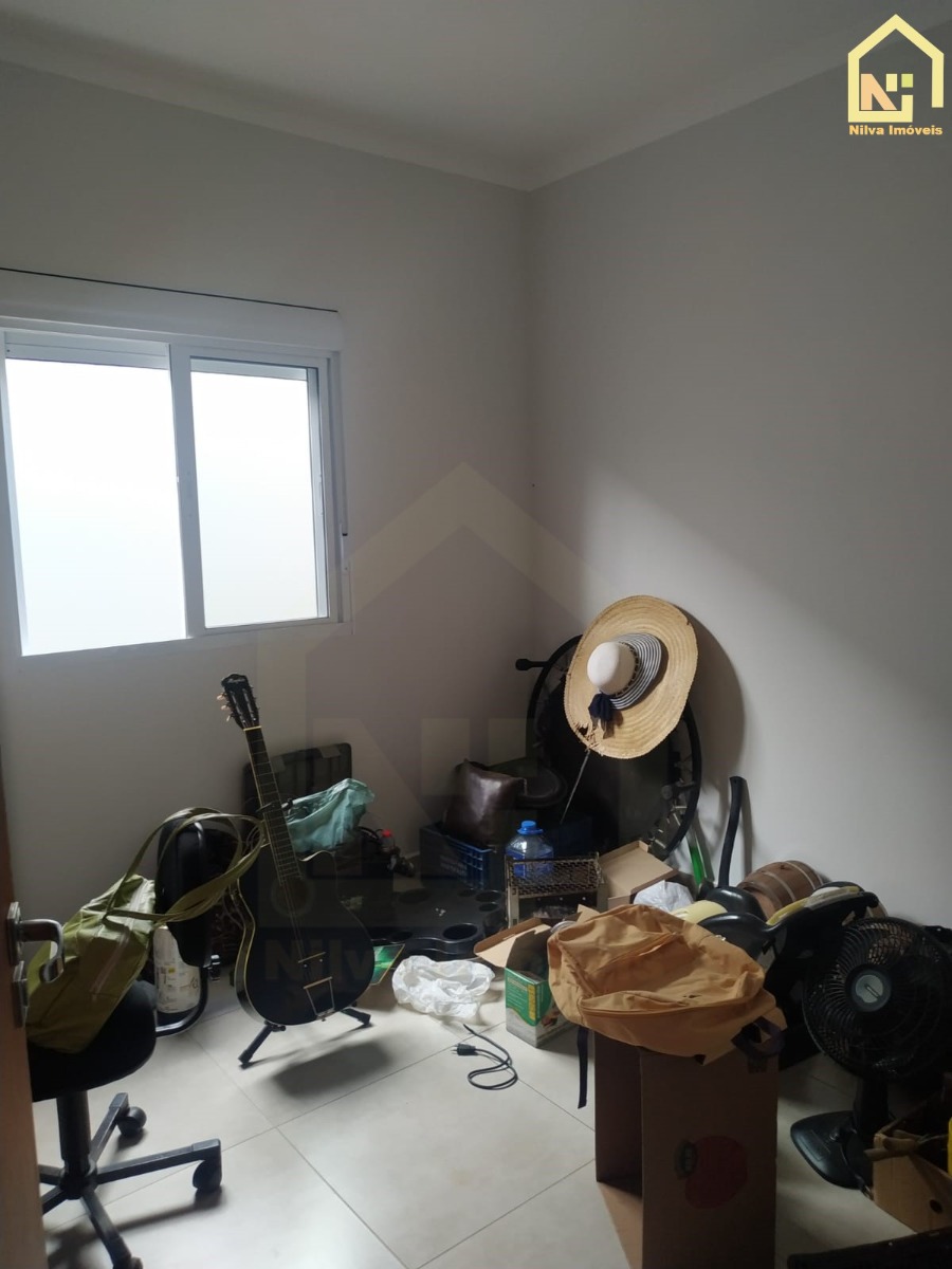 Imagens do imóveis Casa (Padrão), com 2 quartos e 3 banheiros à Venda, 250 m² em Vargem Grande do Sul/SP