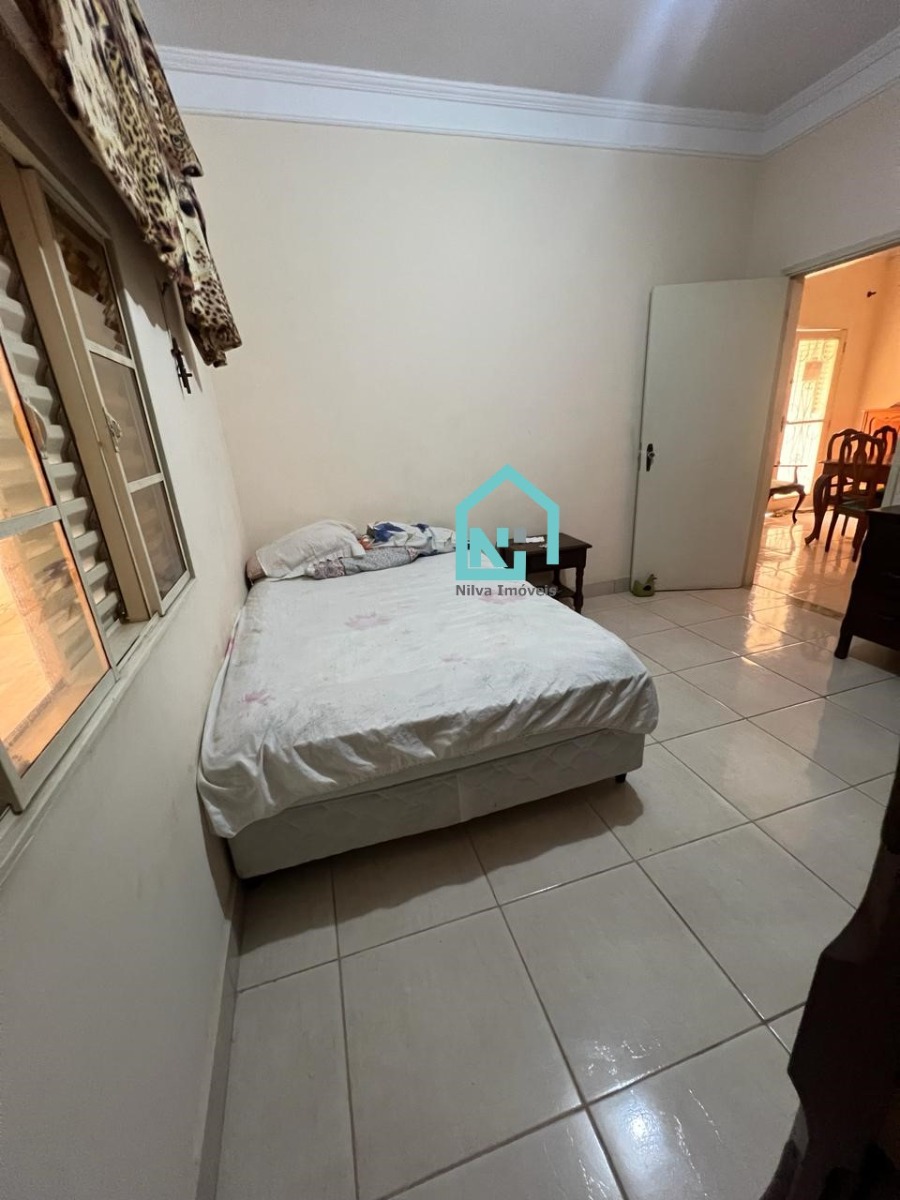 Imagens do imóveis Casa (Padrão), com 2 quartos e 2 banheiros à Venda, 172 m² em Vargem Grande do Sul/SP