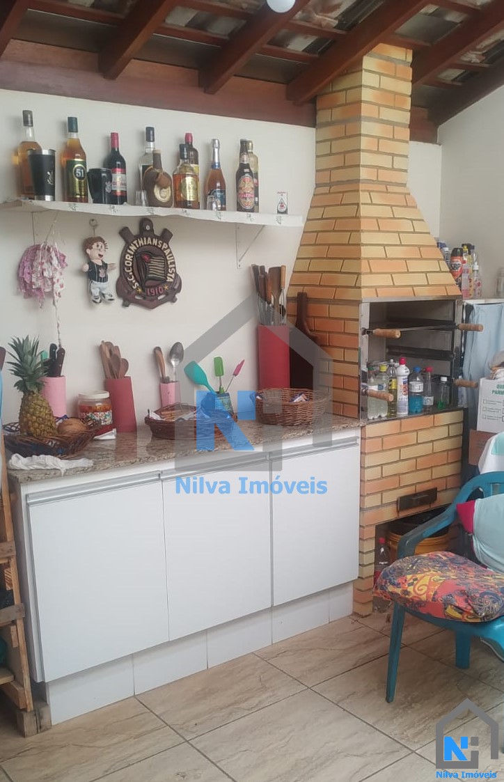 Imagens do imóveis Casa (Padrão), com 2 quartos e 1 banheiros à Venda, 180 m² em Vargem Grande do Sul/SP
