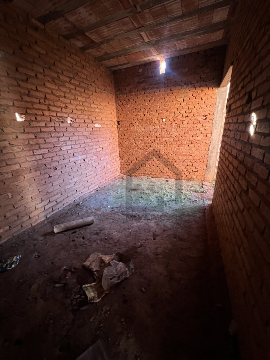 Imagens do imóveis Casa (Padrão), com 2 quartos e 2 banheiros à Venda, 231 m² em Vargem Grande do Sul/SP