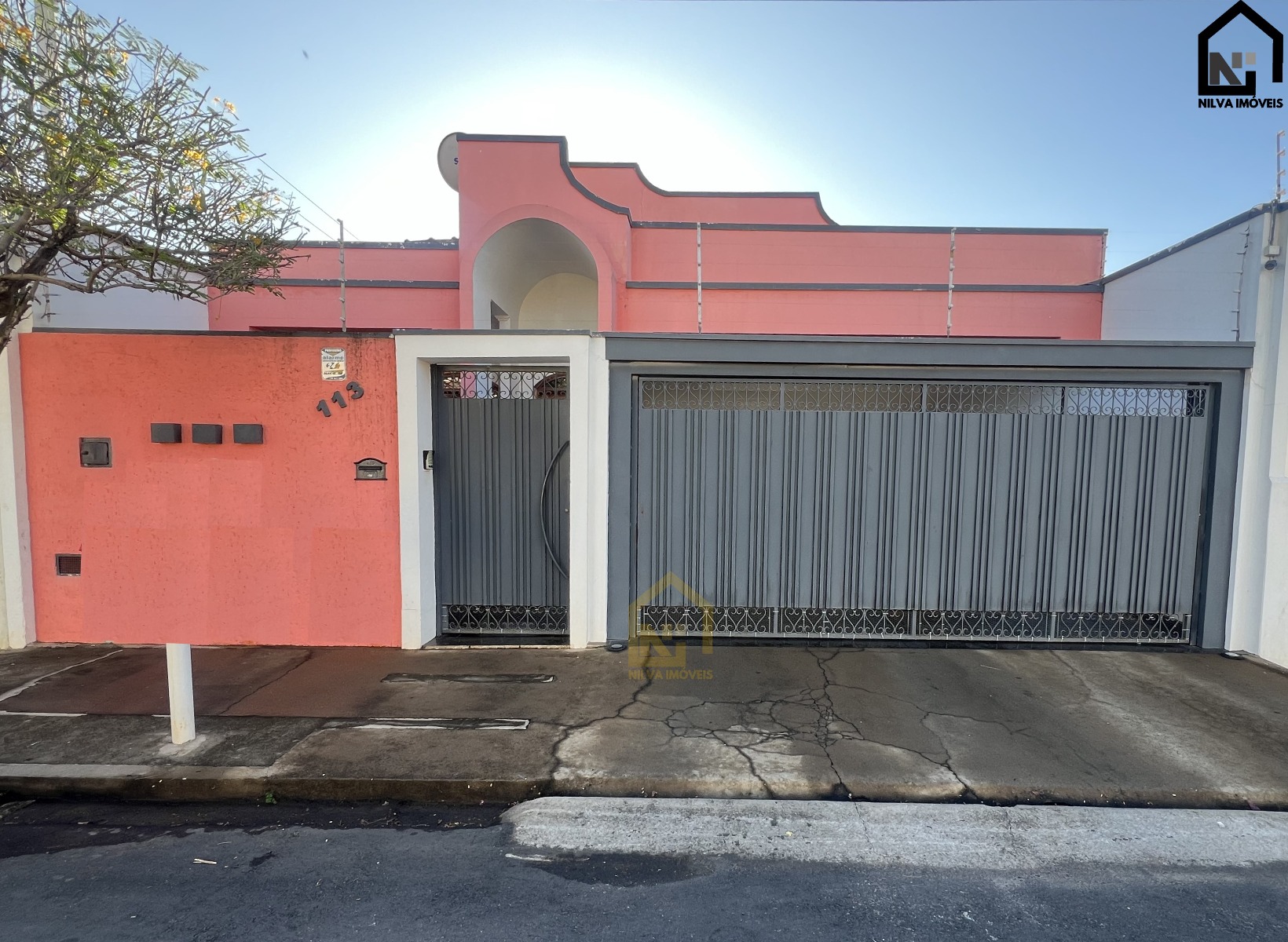 Imagens do imóveis Casa (Padrão), com 2 quartos e 4 banheiros à Venda, 1317 m² em Vargem Grande do Sul/SP