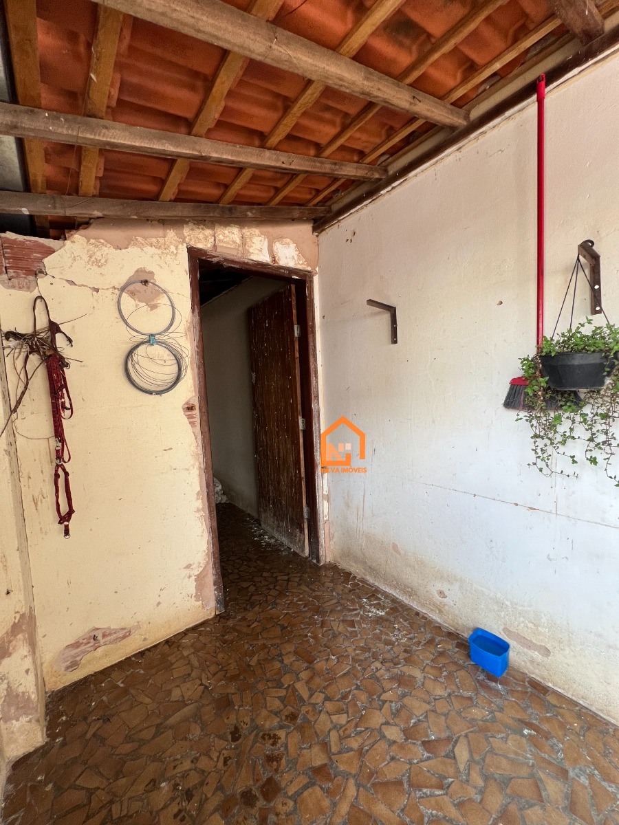 Imagens do imóveis Casa (Padrão), com 3 quartos e 2 banheiros à Venda, 259 m² em Vargem Grande do Sul/SP