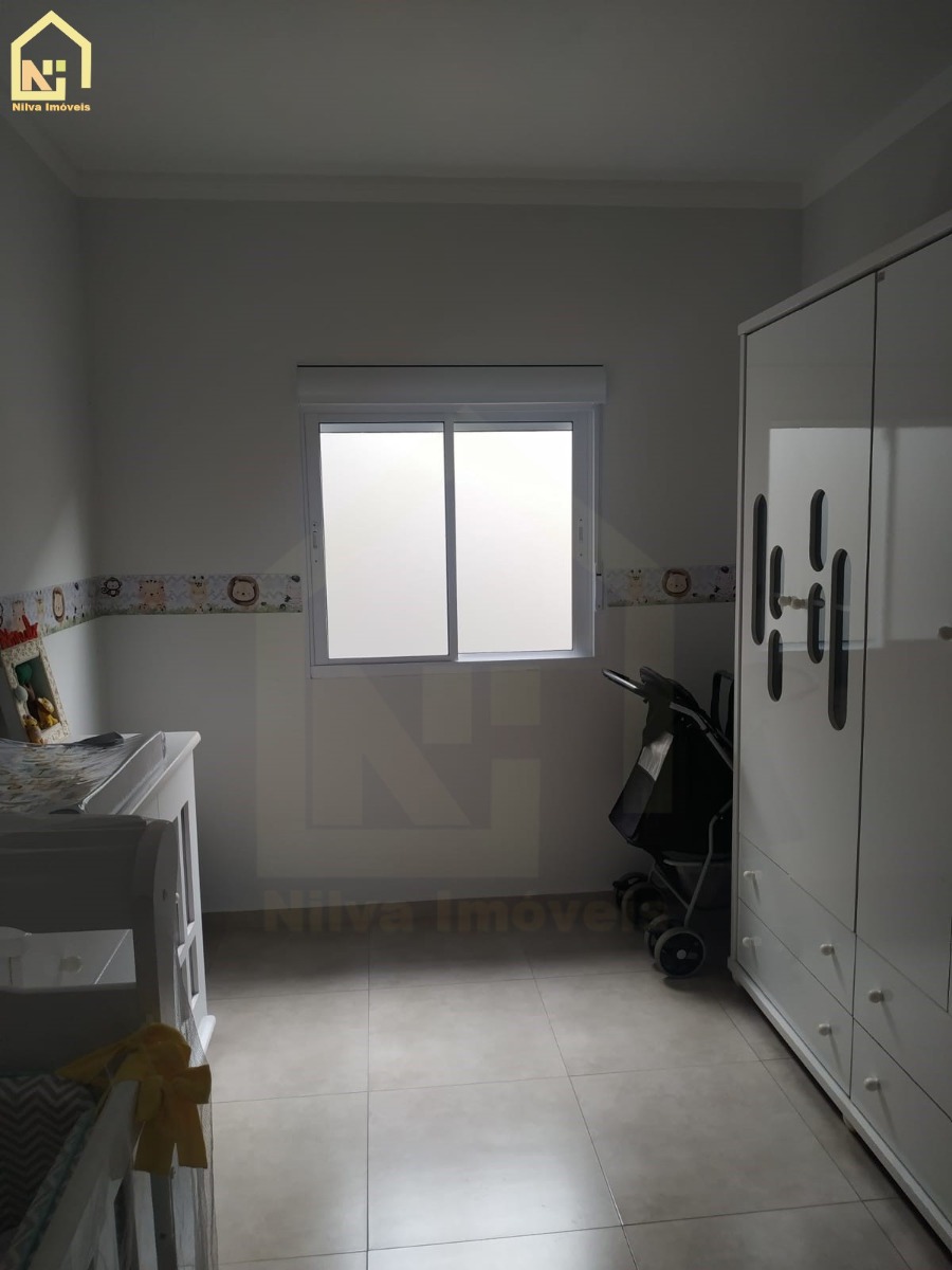 Imagens do imóveis Casa (Padrão), com 2 quartos e 3 banheiros à Venda, 250 m² em Vargem Grande do Sul/SP