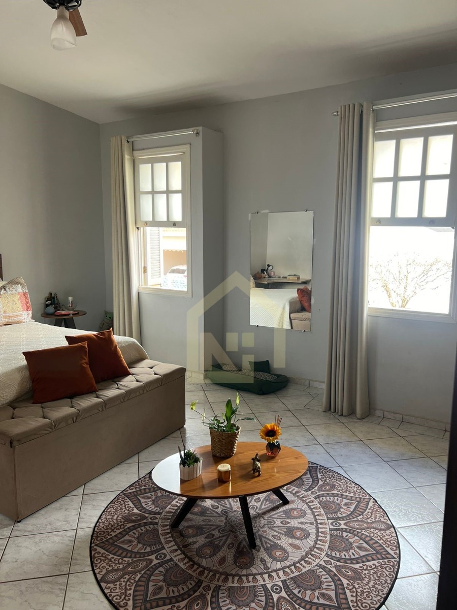 Imagens do imóveis Casa (Sobrado Padrão), com 5 quartos e 5 banheiros à Venda, 367 m² em Vargem Grande do Sul/SP