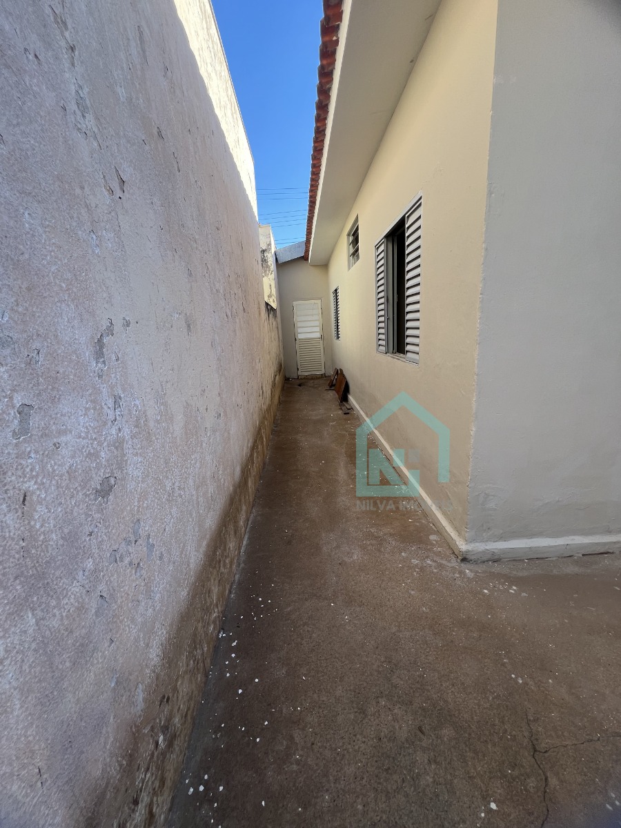 Imagens do imóveis Casa (Padrão), com 3 quartos e 1 banheiros à Venda, 162 m² em Vargem Grande do Sul/SP