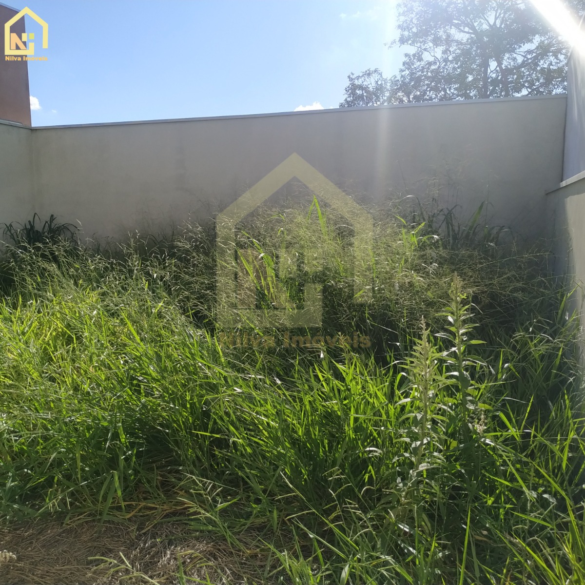 Imagens do imóveis Casa (Padrão), com 2 quartos e 2 banheiros à Venda, 16 m² em Vargem Grande do Sul/SP