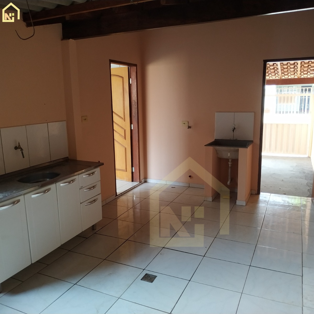 Imagens do imóveis Casa (Padrão), com 2 quartos e 3 banheiros à Venda, 12007 m² em Vargem Grande do Sul/SP