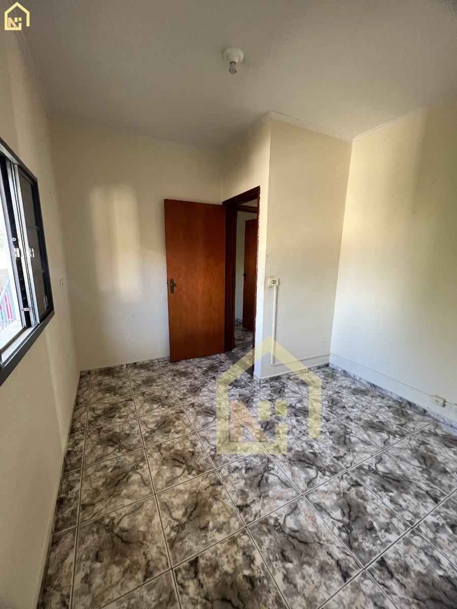 Imagens do imóveis Casa (Padrão), com 6 quartos e 2 banheiros à Venda, 190 m² em Vargem Grande do Sul/SP