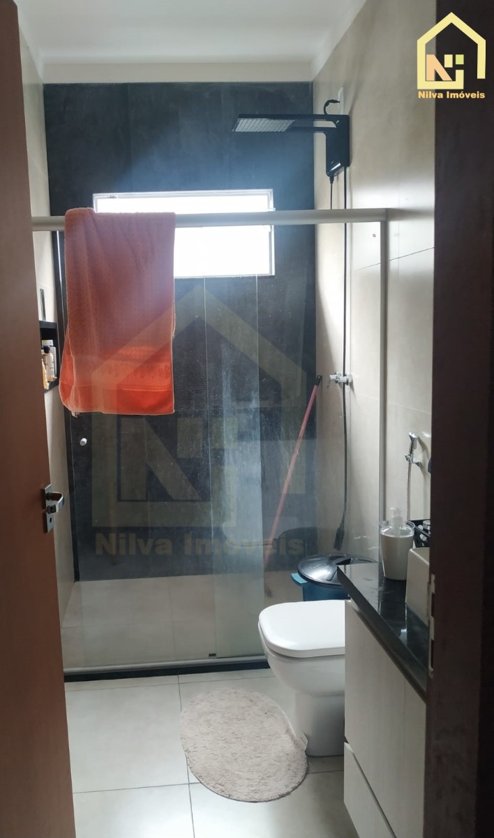 Imagens do imóveis Casa (Padrão), com 2 quartos e 3 banheiros à Venda, 250 m² em Vargem Grande do Sul/SP