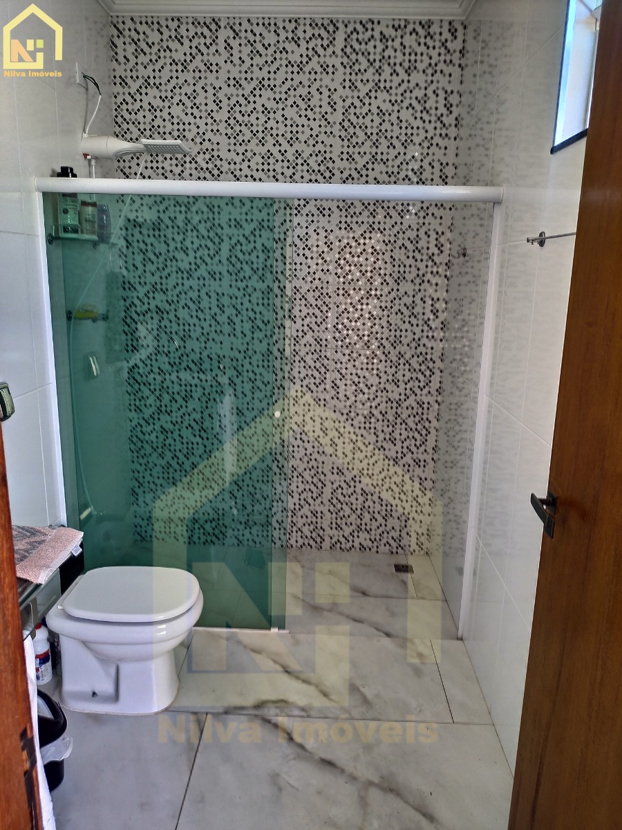 Imagens do imóveis Casa (Padrão), com 3 quartos e 4 banheiros à Venda, 180 m² em Vargem Grande do Sul/SP