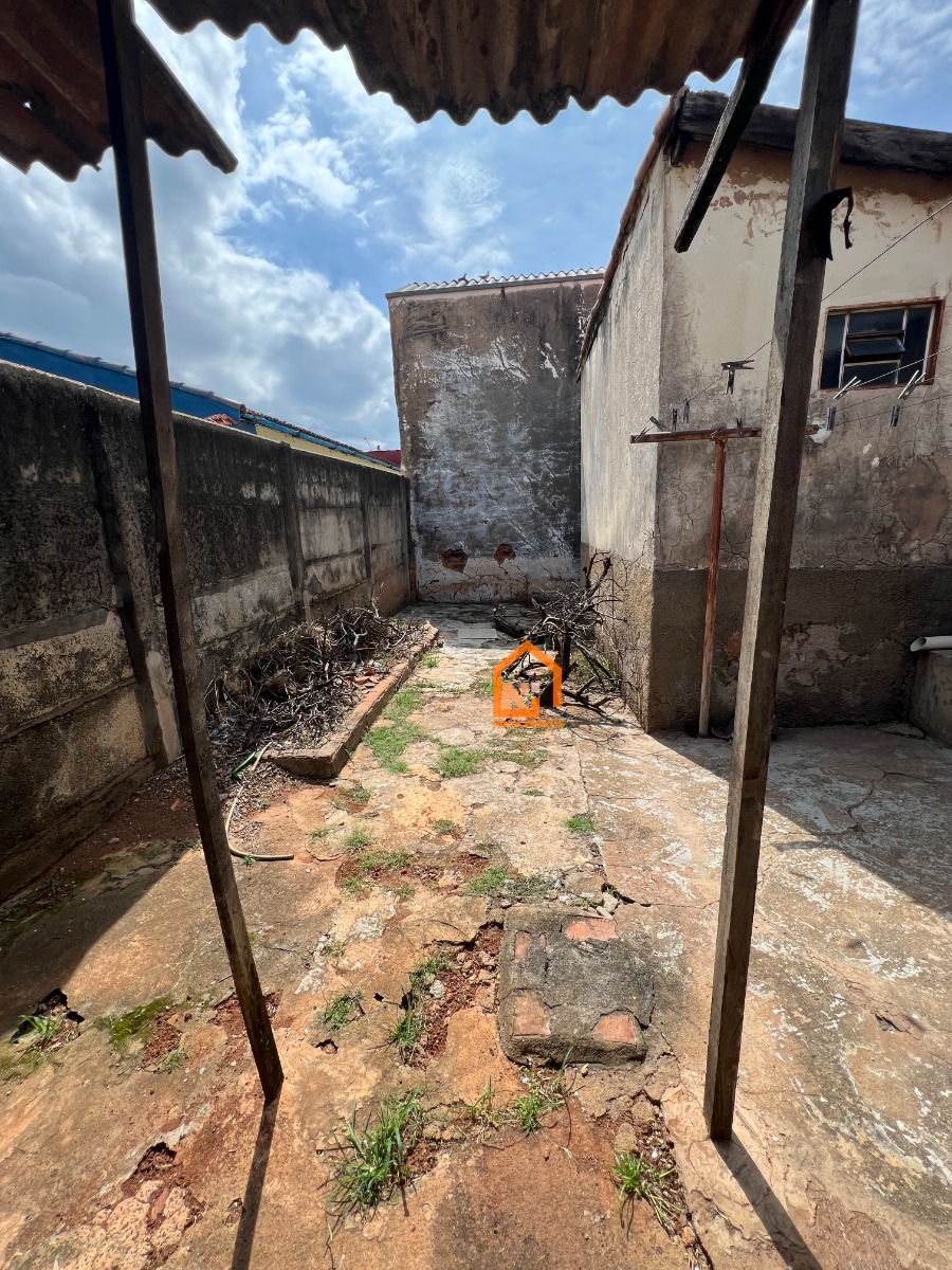 Imagens do imóveis Casa (Padrão), com 3 quartos e 2 banheiros à Venda, 259 m² em Vargem Grande do Sul/SP