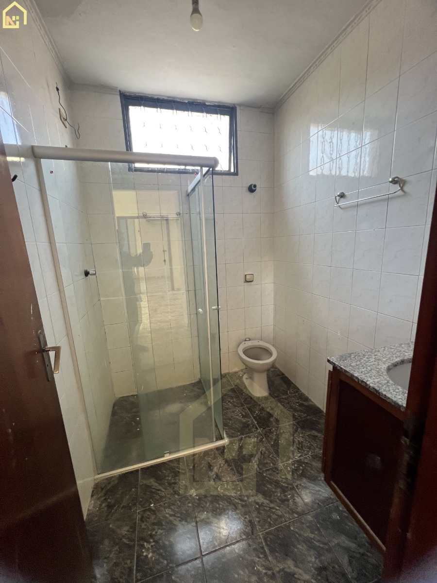 Imagens do imóveis Casa (Padrão), com 6 quartos e 2 banheiros à Venda, 190 m² em Vargem Grande do Sul/SP