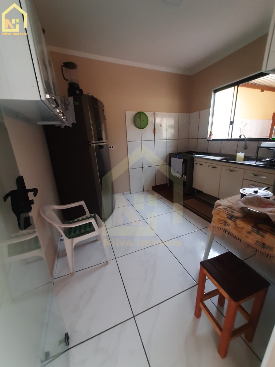 Imagens do imóveis Casa (Padrão), com 2 quartos e 1 banheiros à Venda, 236 m² em Vargem Grande do Sul/SP