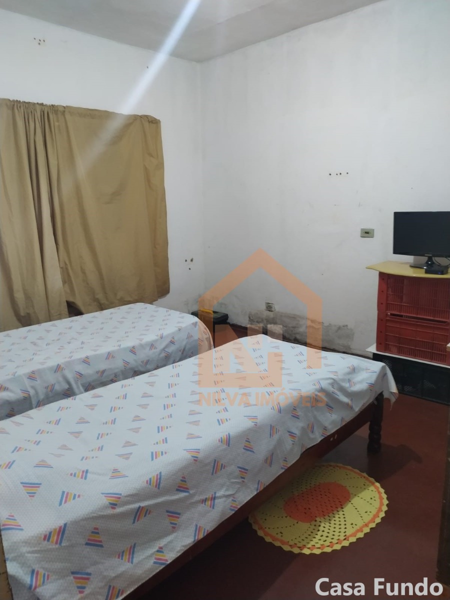 Imagens do imóveis Casa (Padrão), com 4 quartos e 2 banheiros à Venda, 282 m² em Vargem Grande do Sul/SP