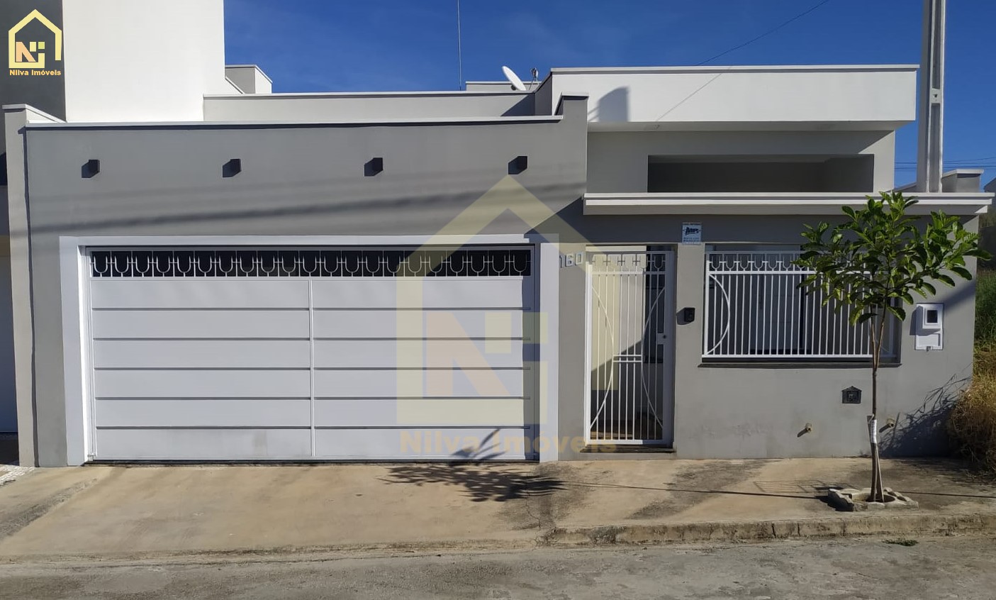 Imagens do imóveis Casa (Padrão), com 2 quartos e 3 banheiros à Venda, 250 m² em Vargem Grande do Sul/SP