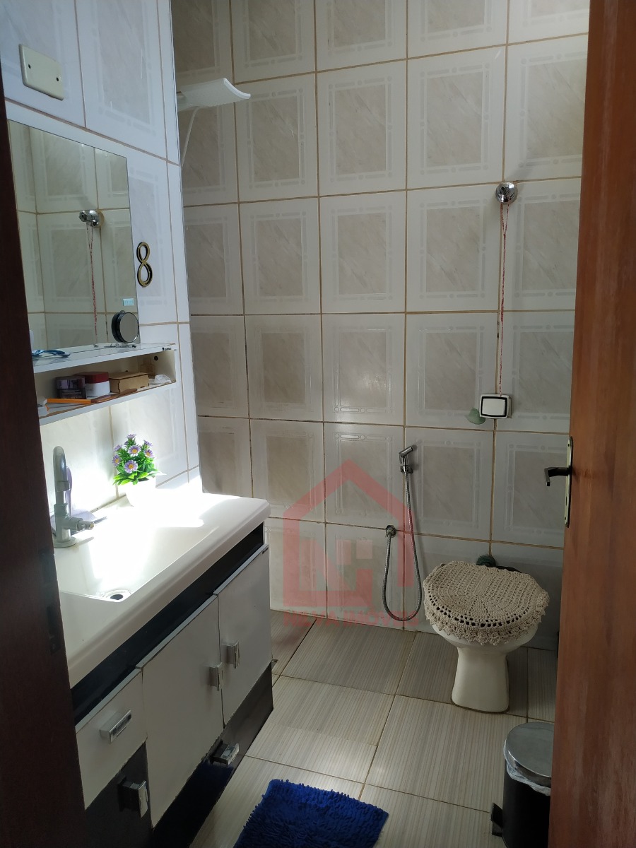 Imagens do imóveis Casa (Padrão), com 2 quartos e 2 banheiros à Venda, 238 m² em Vargem Grande do Sul/SP