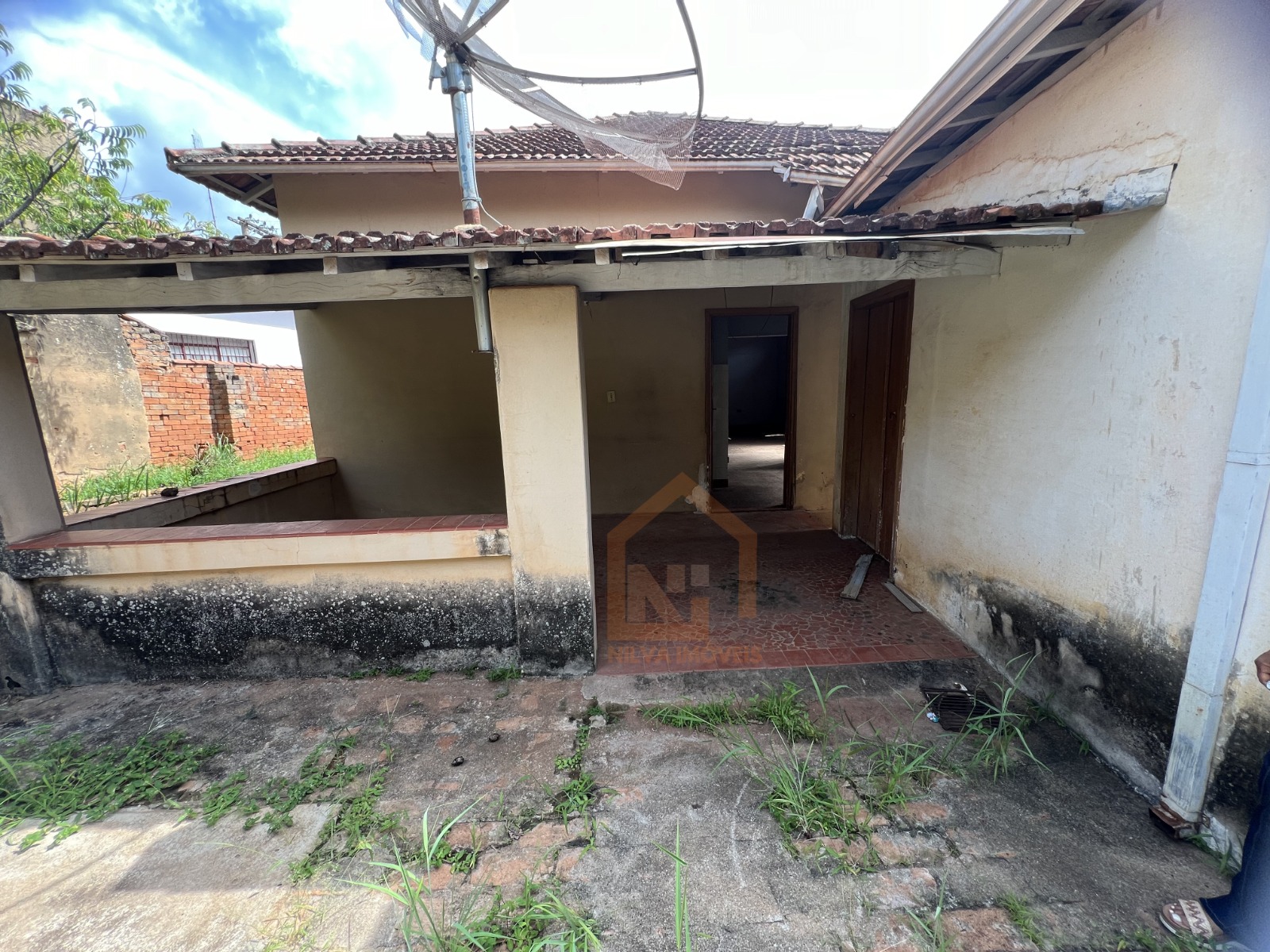 Imagens do imóveis Casa (Padrão), com 3 quartos e 1 banheiros à Venda, 402 m² em Vargem Grande do Sul/SP